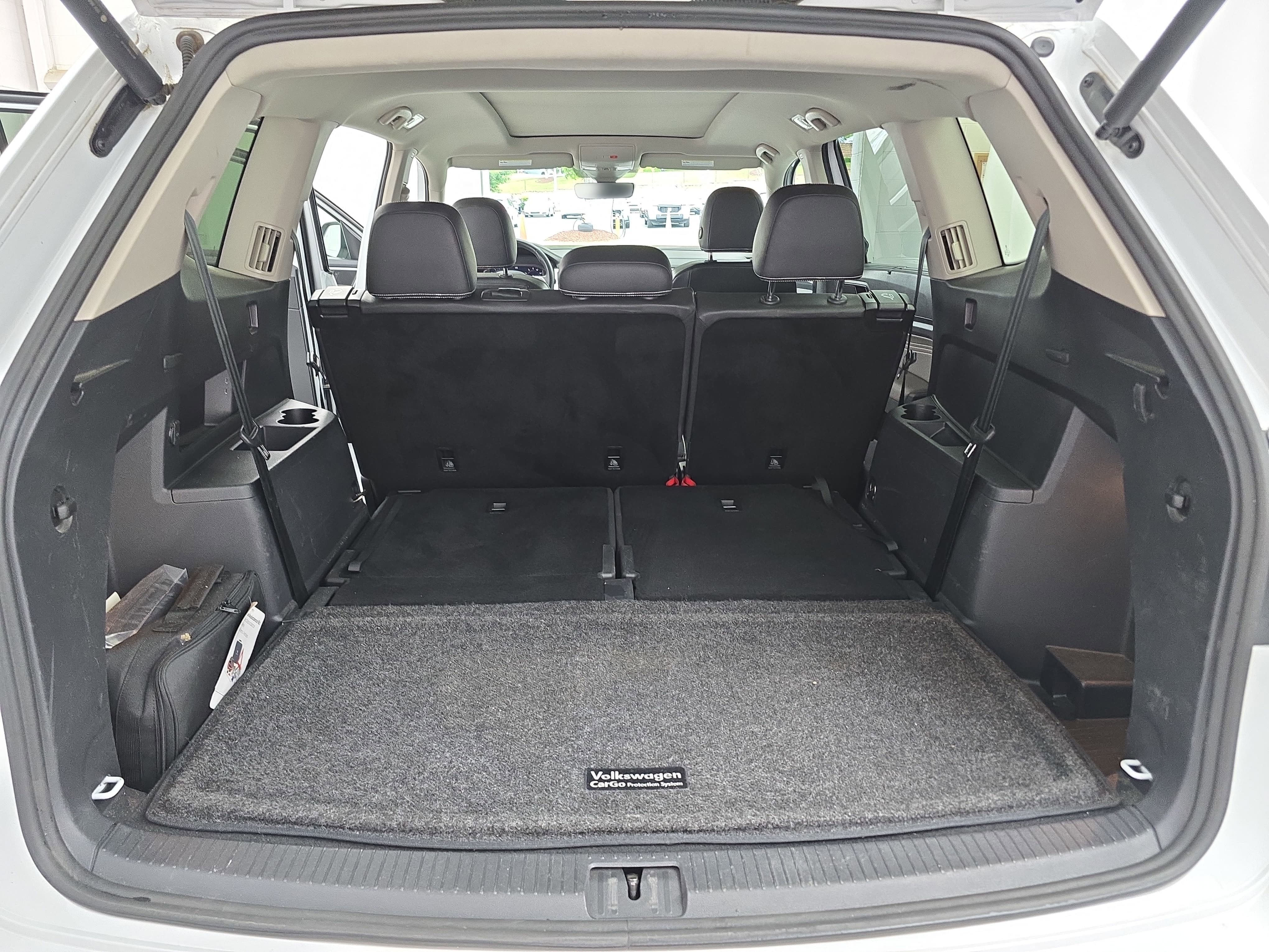 2023 Volkswagen Atlas 3.6L V6 SEL R-Line Black