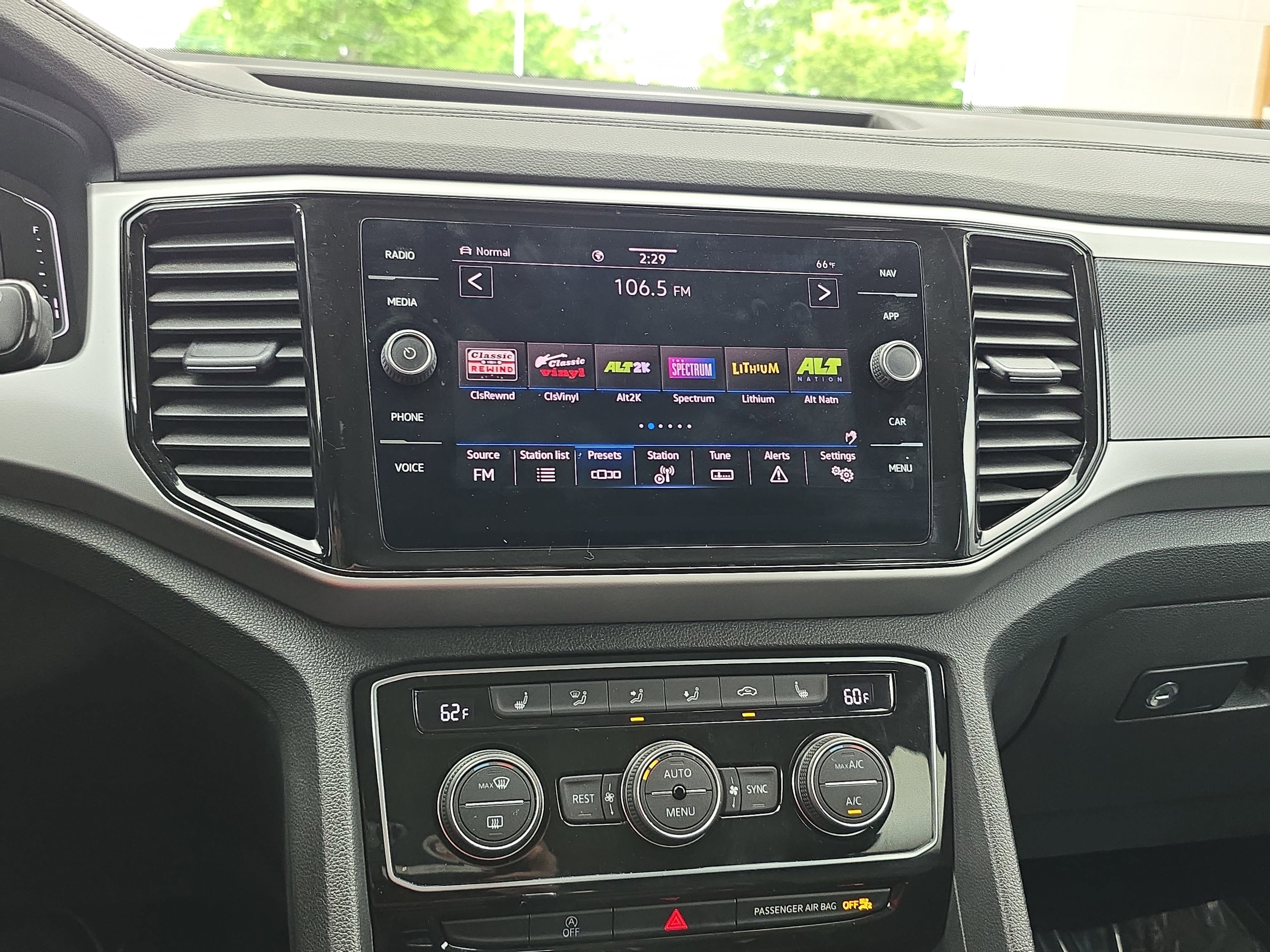 2023 Volkswagen Atlas 3.6L V6 SEL R-Line Black