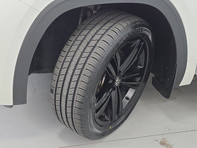 2023 Volkswagen Atlas 3.6L V6 SEL R-Line Black