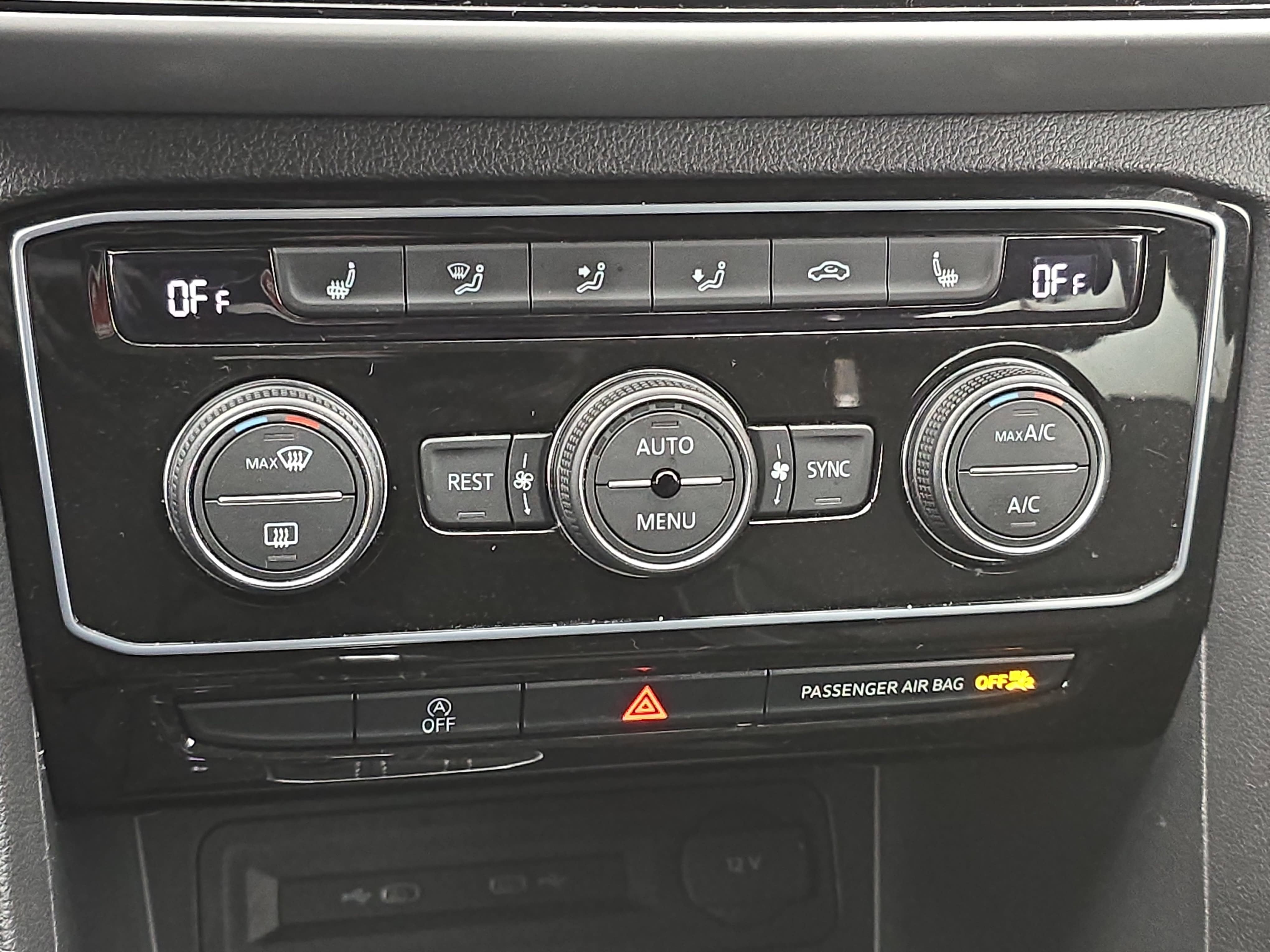 2023 Volkswagen Atlas 2.0T SE w/Technology