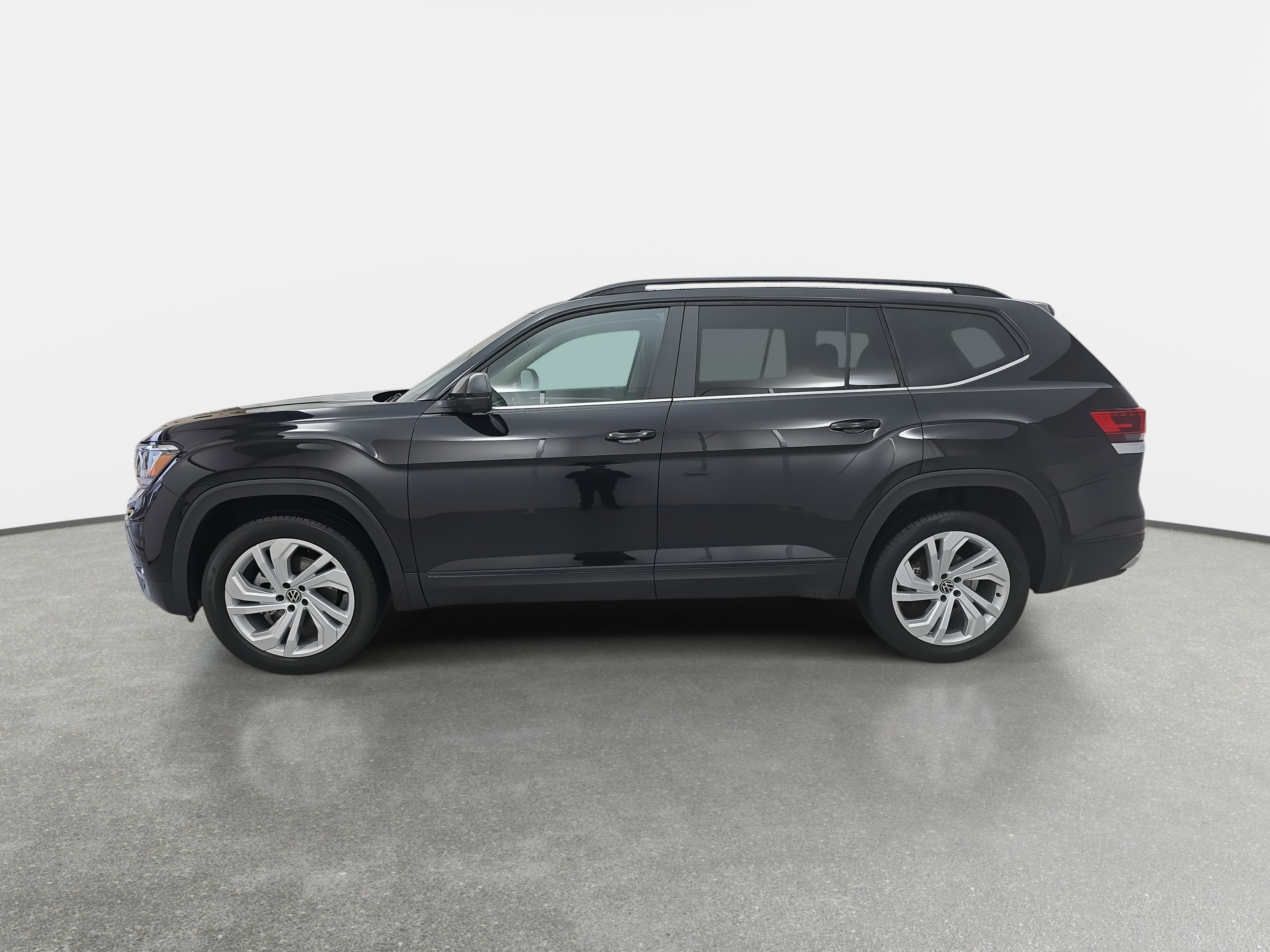 2023 Volkswagen Atlas 2.0T SE w/Technology