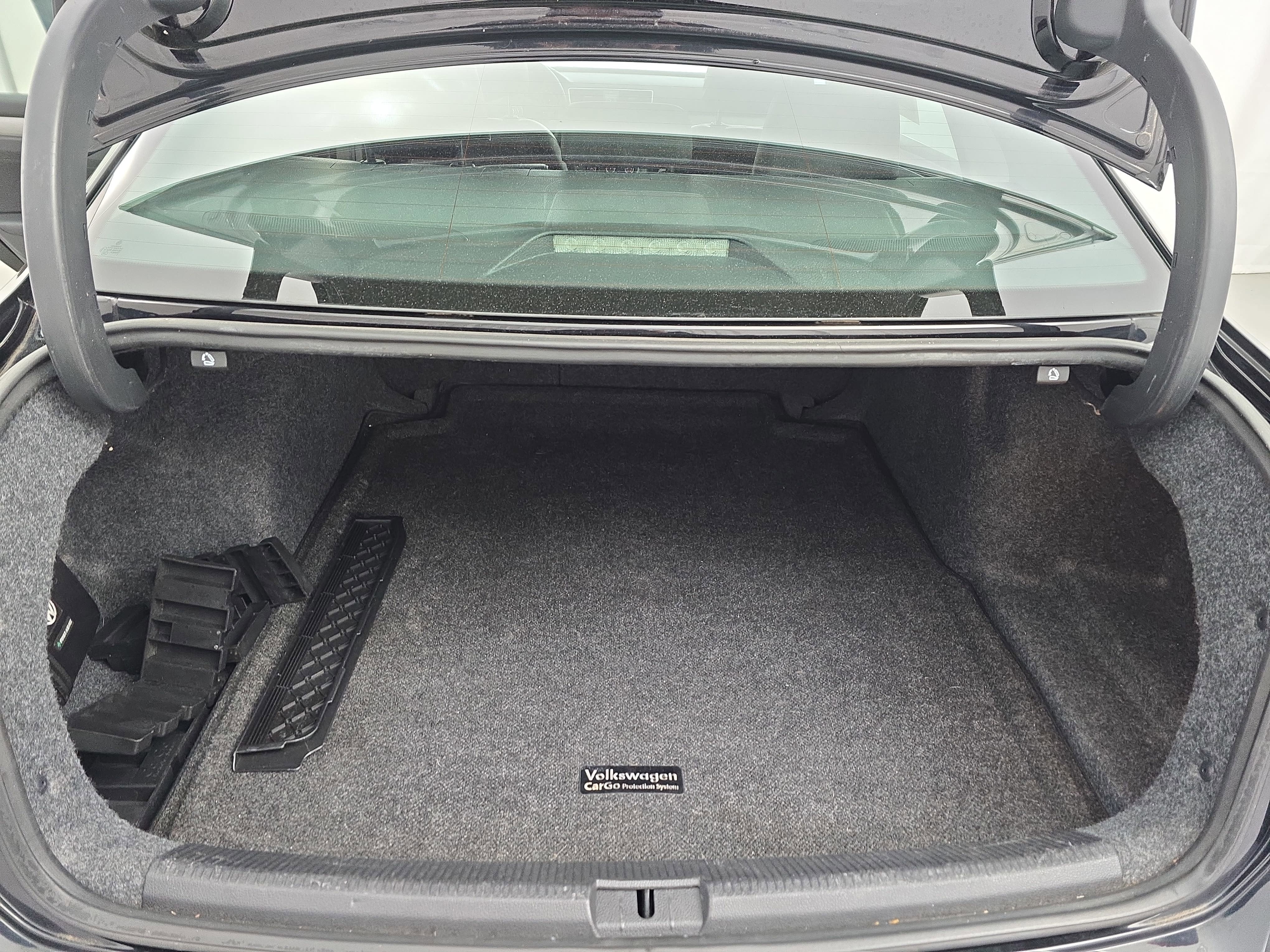 2014 Volkswagen Passat 1.8T SE