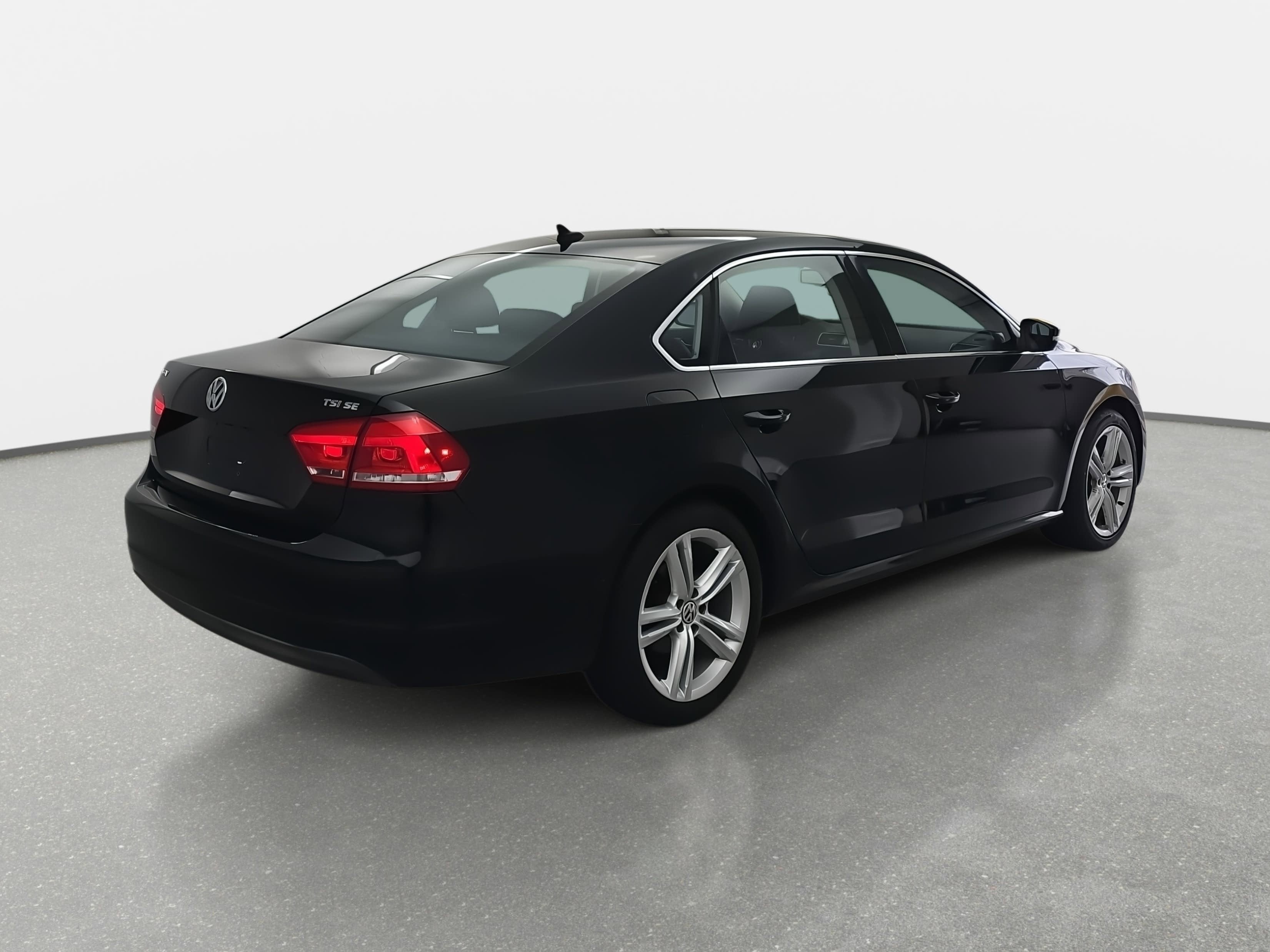 2014 Volkswagen Passat 1.8T SE
