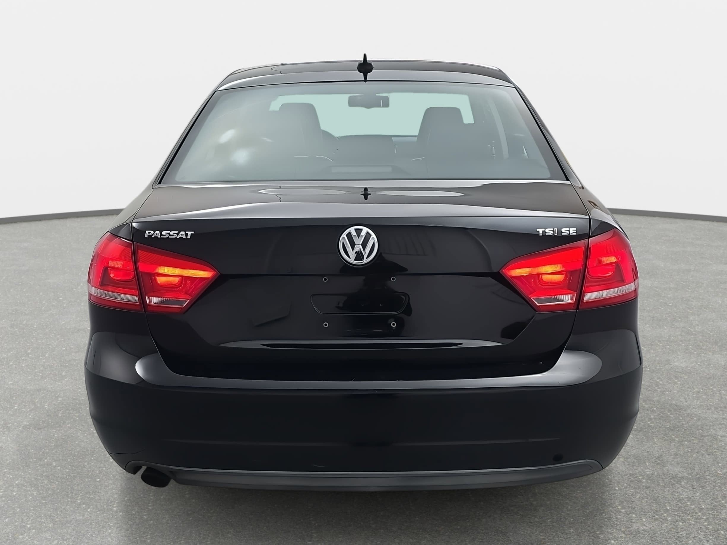 2014 Volkswagen Passat 1.8T SE