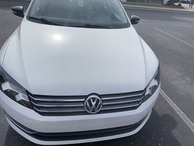 2014 Volkswagen Passat 1.8T Sport