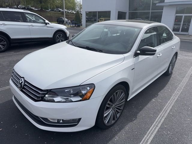 2014 Volkswagen Passat 1.8T Sport