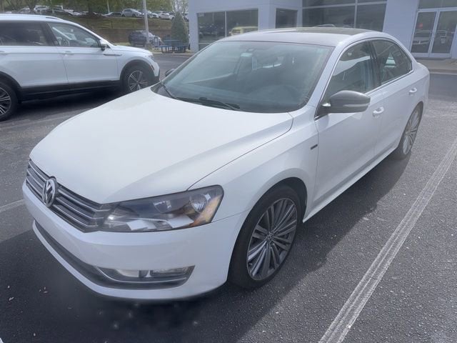 2014 Volkswagen Passat 1.8T Sport