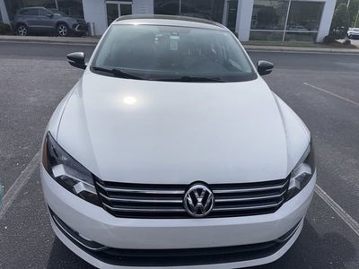 2014 Volkswagen Passat 1.8T Sport