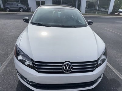 2014 Volkswagen Passat 1.8T Sport