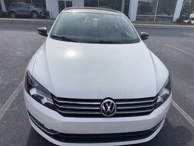 2014 Volkswagen Passat 1.8T Sport
