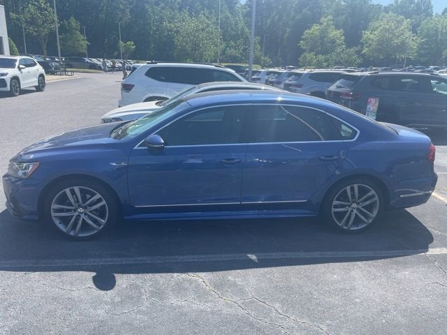 2017 Volkswagen Passat R-Line w/Comfort Pkg