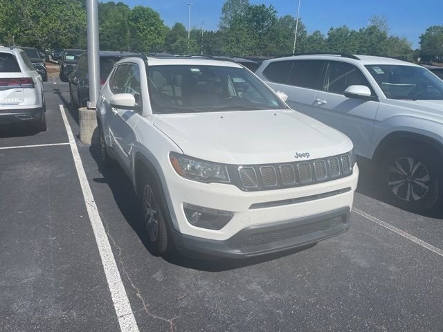 2019 Jeep Compass Latitude w/Sun/Wheel Pkg