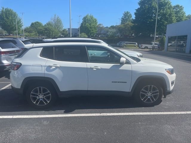 2019 Jeep Compass Latitude w/Sun/Wheel Pkg