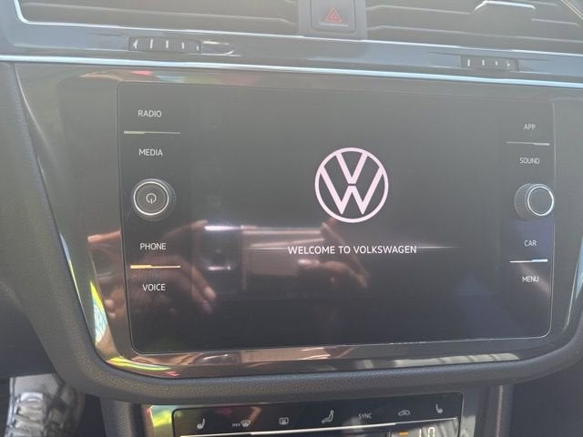 2022 Volkswagen Tiguan SE