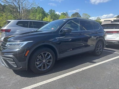2022 Volkswagen Tiguan SE