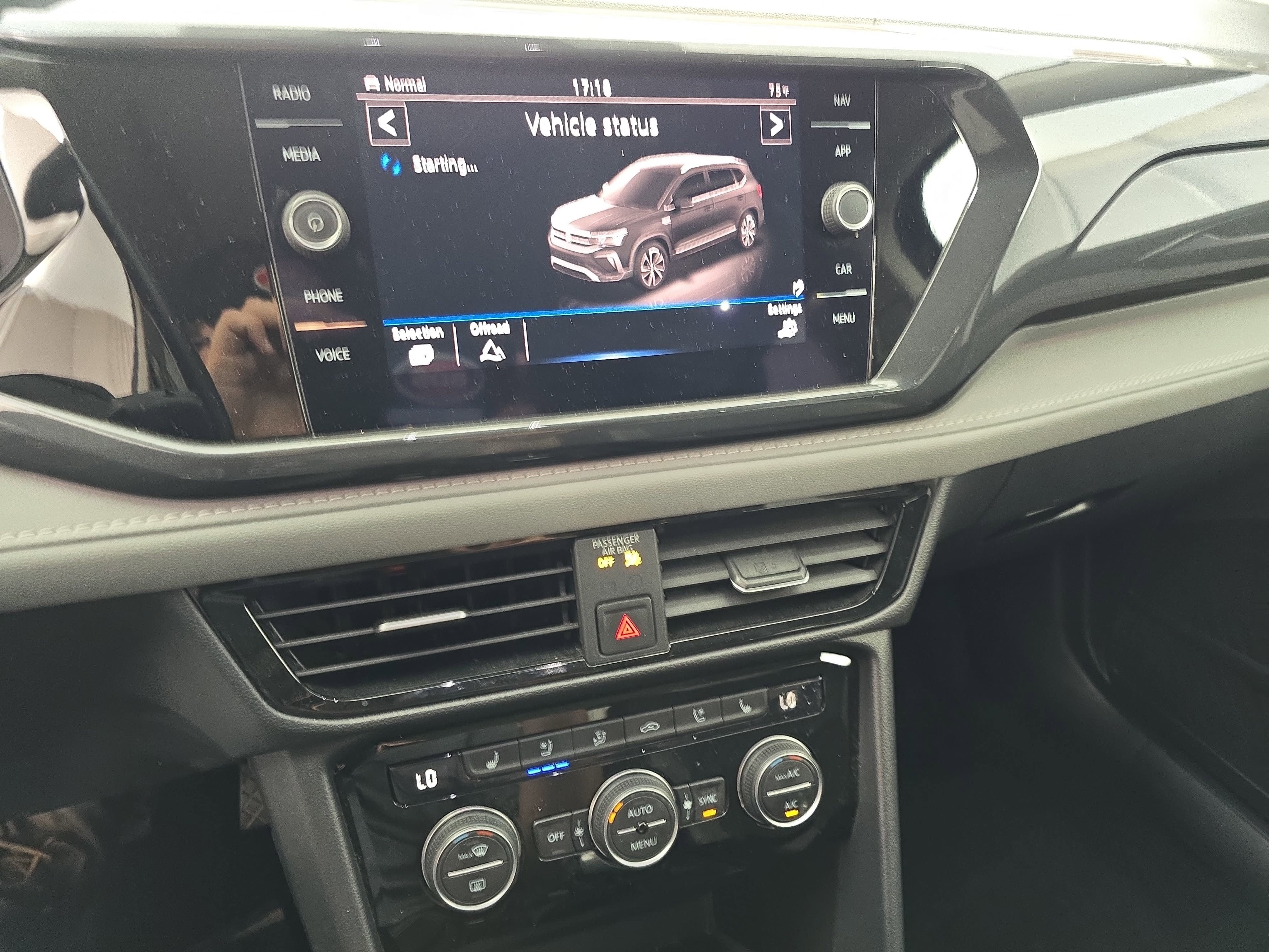 2022 Volkswagen Taos SEL