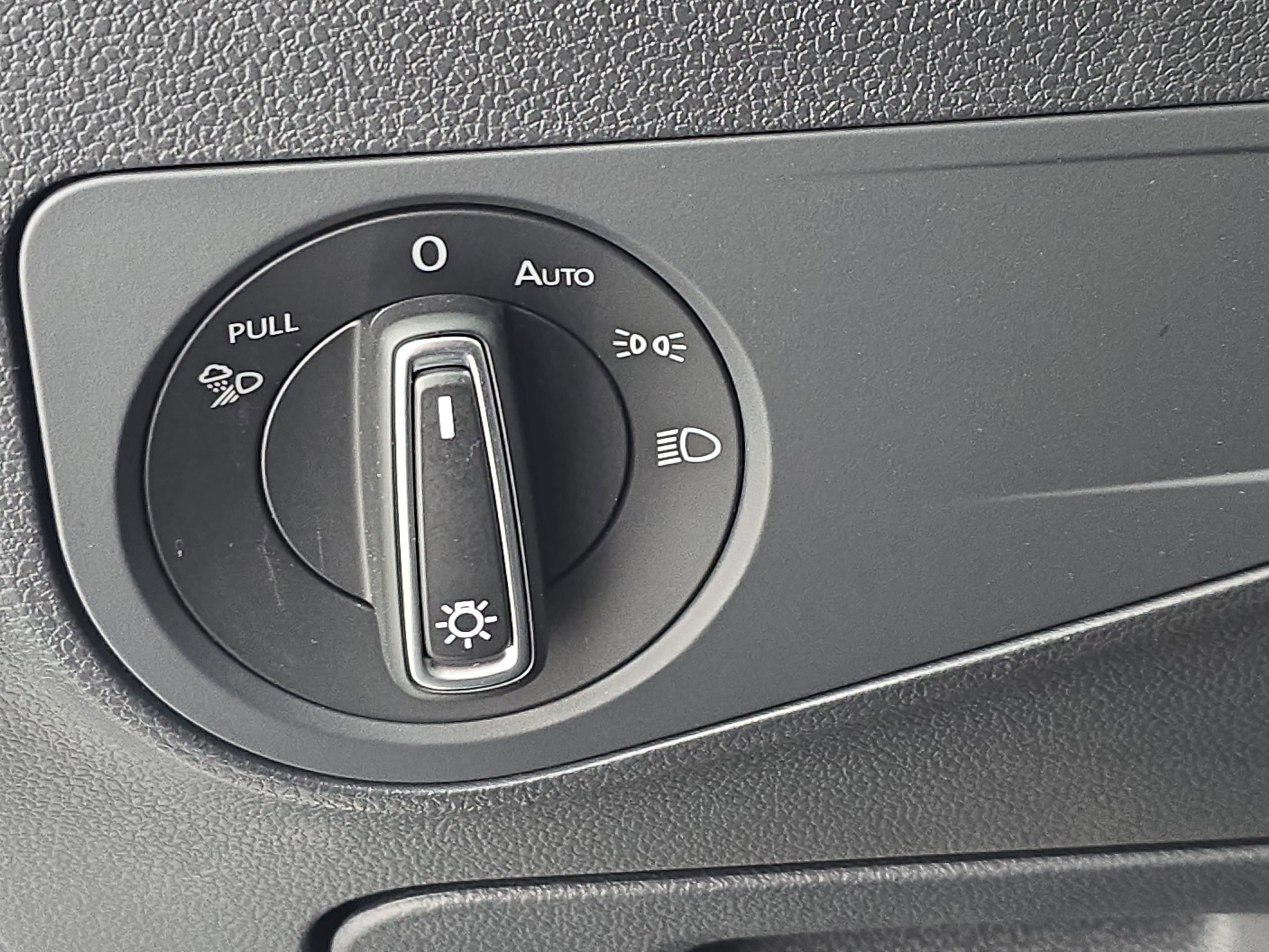 2024 Volkswagen Tiguan SEL R-Line