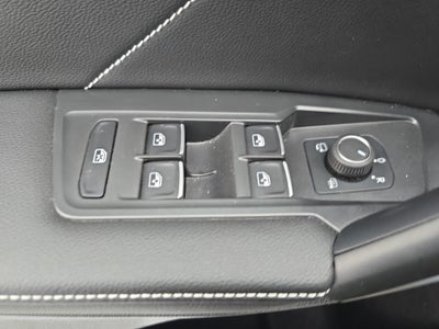 2024 Volkswagen Tiguan SEL R-Line