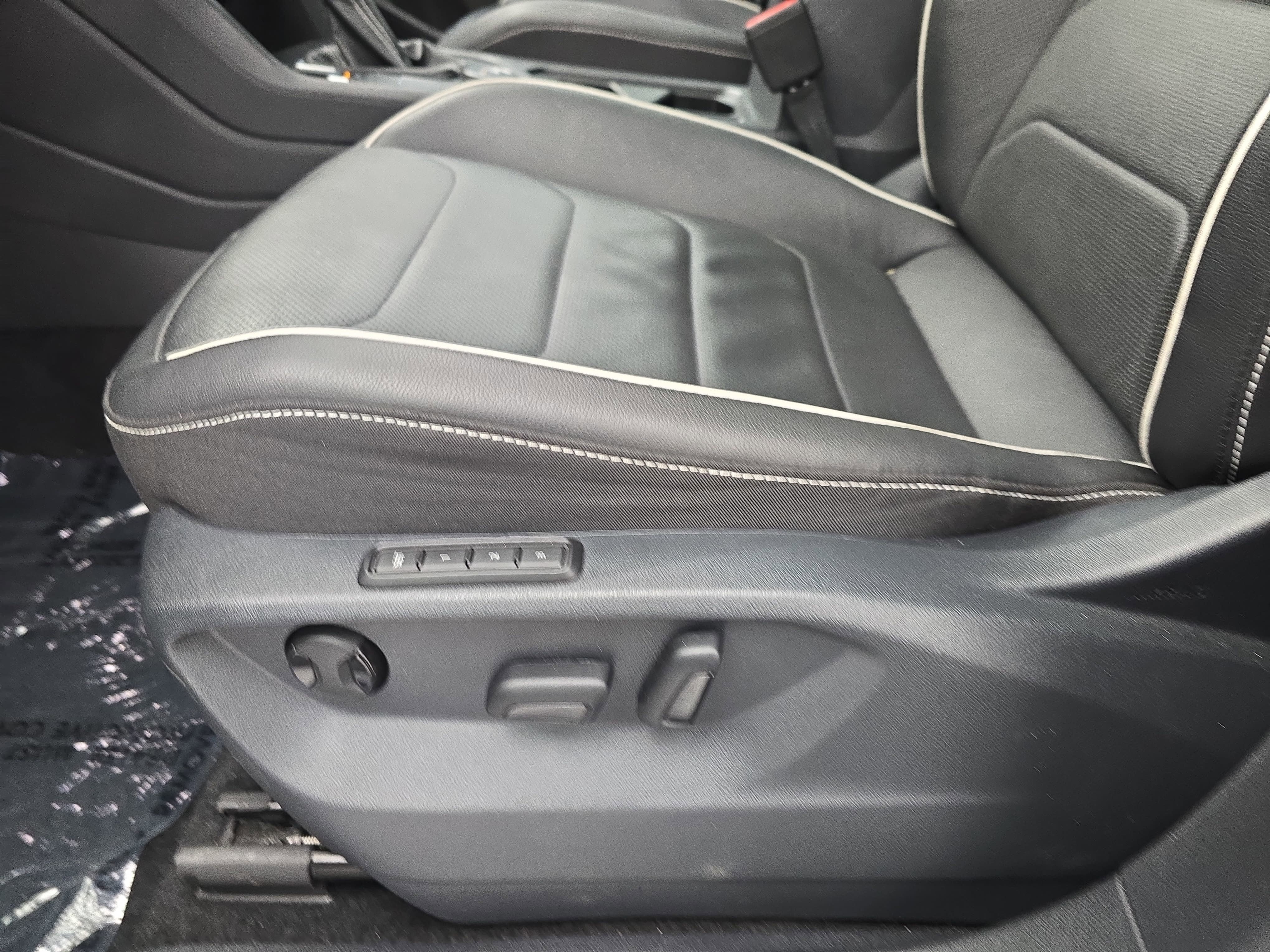 2024 Volkswagen Tiguan SEL R-Line