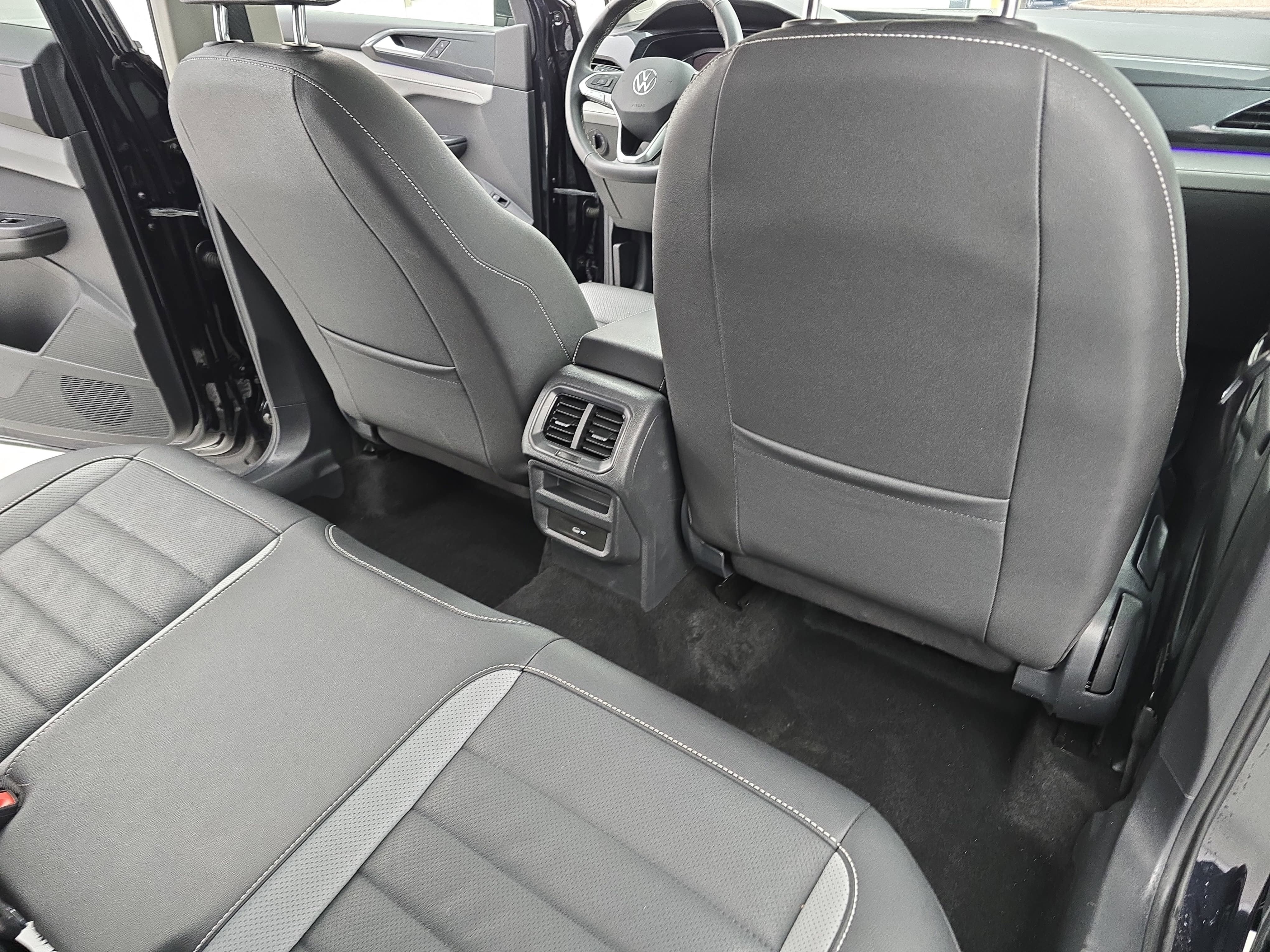 2023 Volkswagen Taos SEL