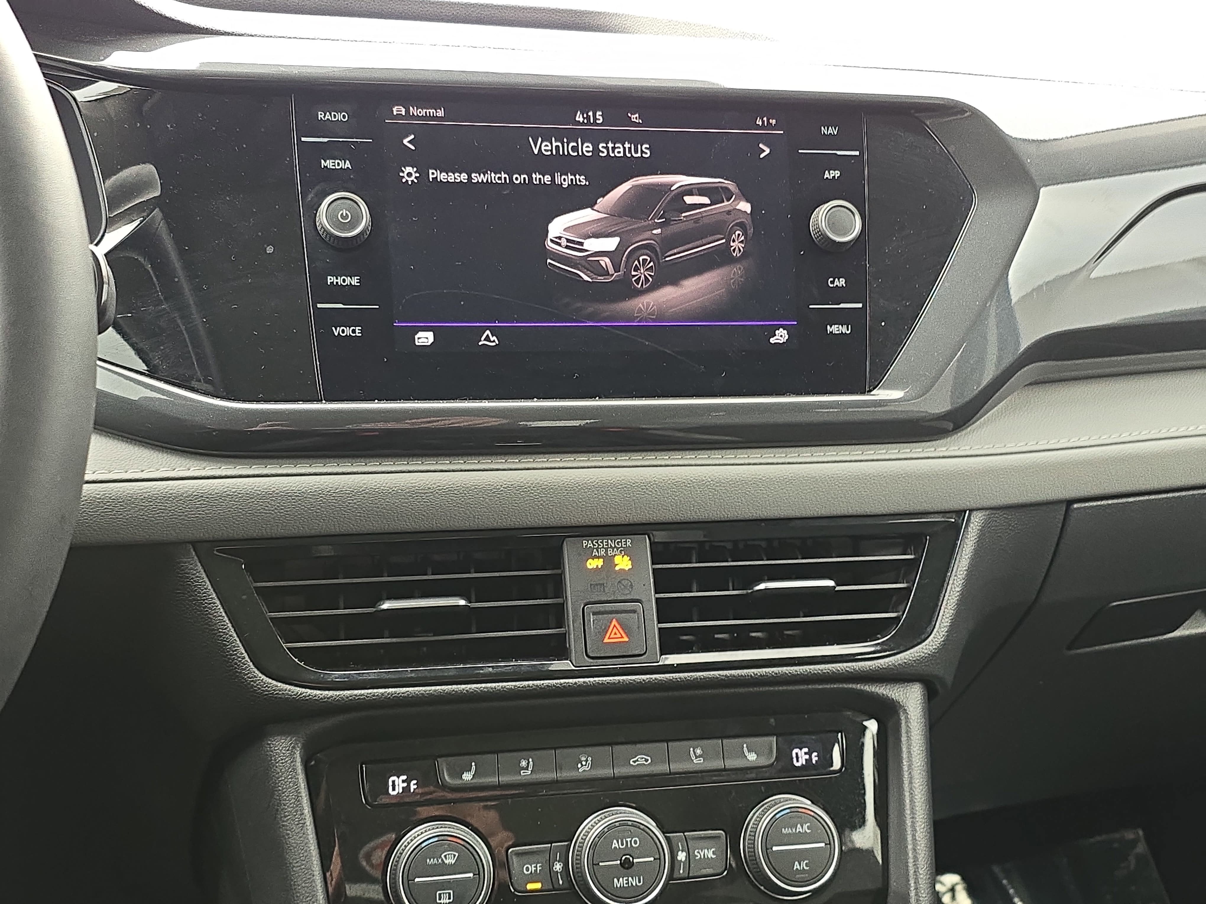 2023 Volkswagen Taos SEL