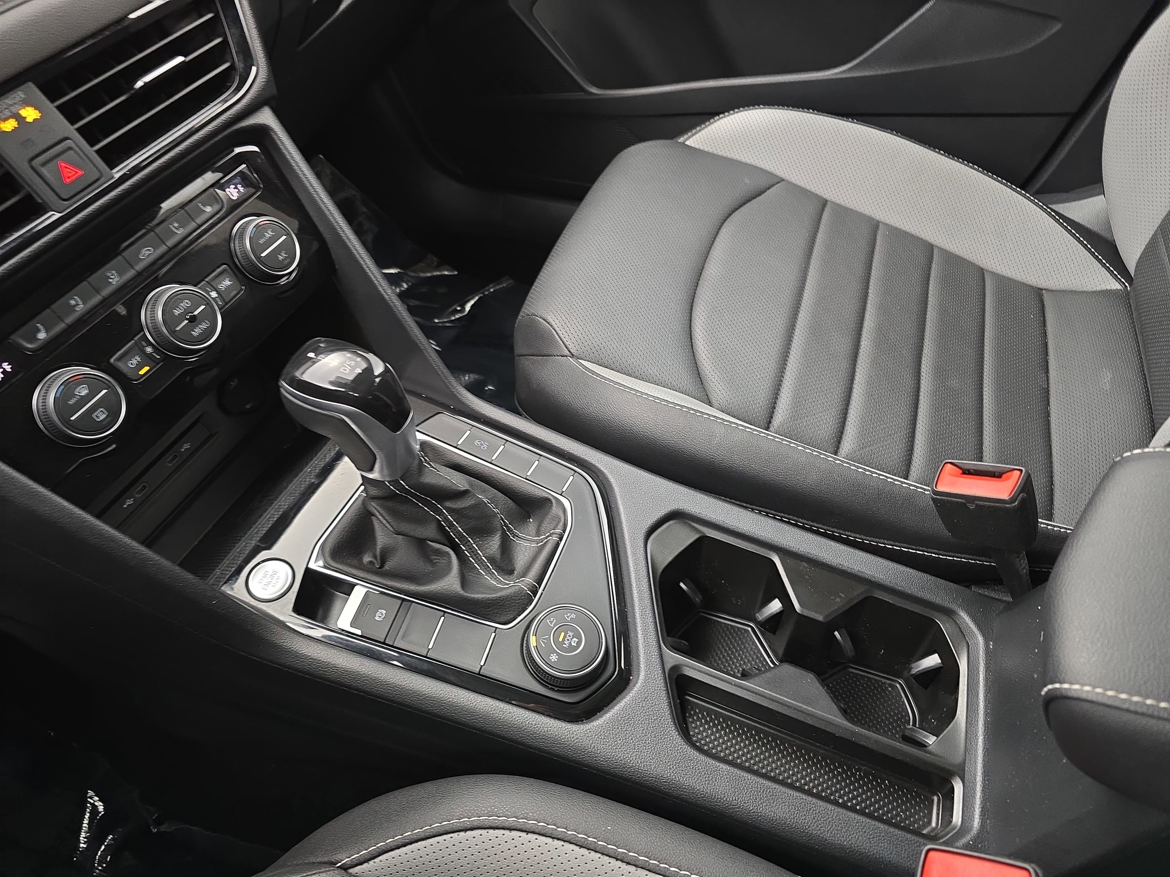 2023 Volkswagen Taos SEL