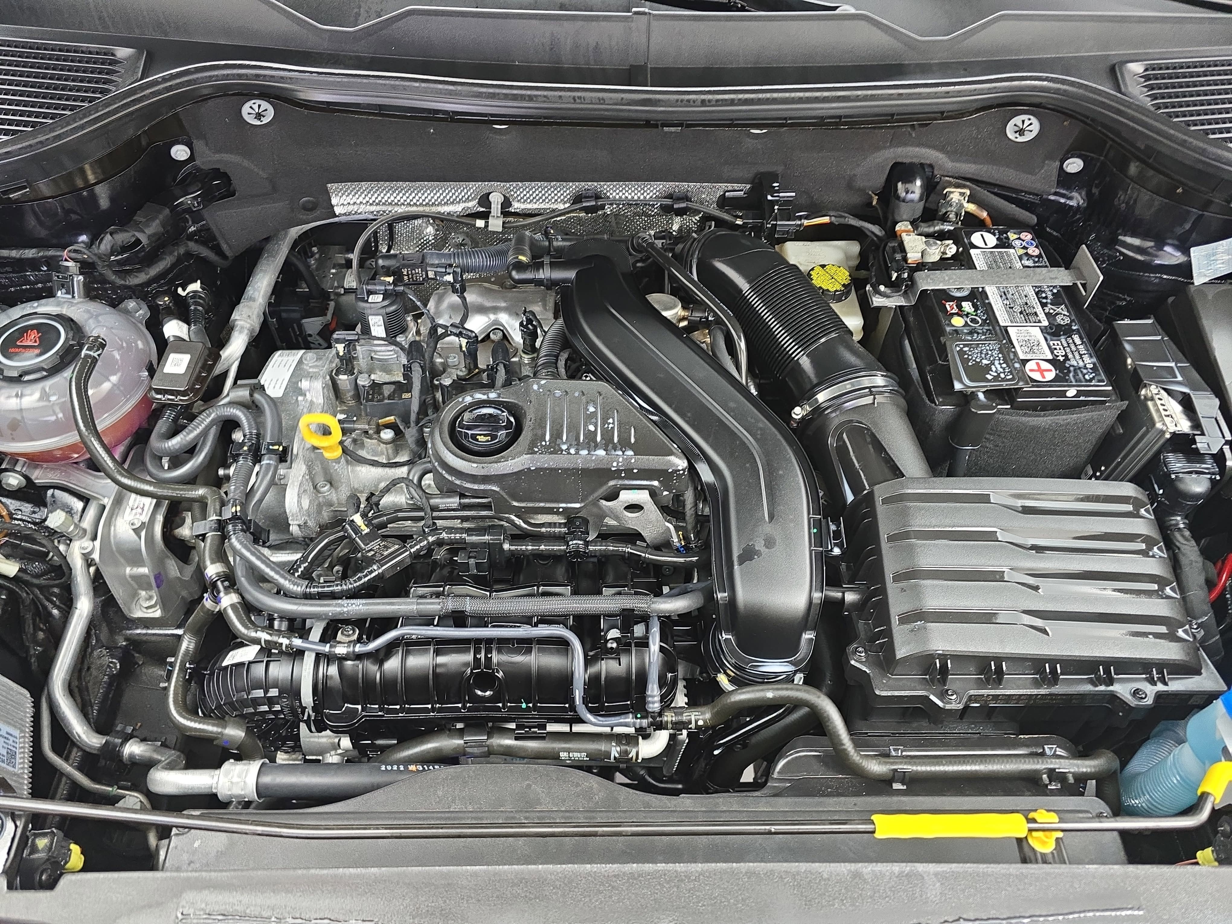 2023 Volkswagen Taos SEL