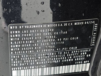 2024 Volkswagen Tiguan SE R-Line Black