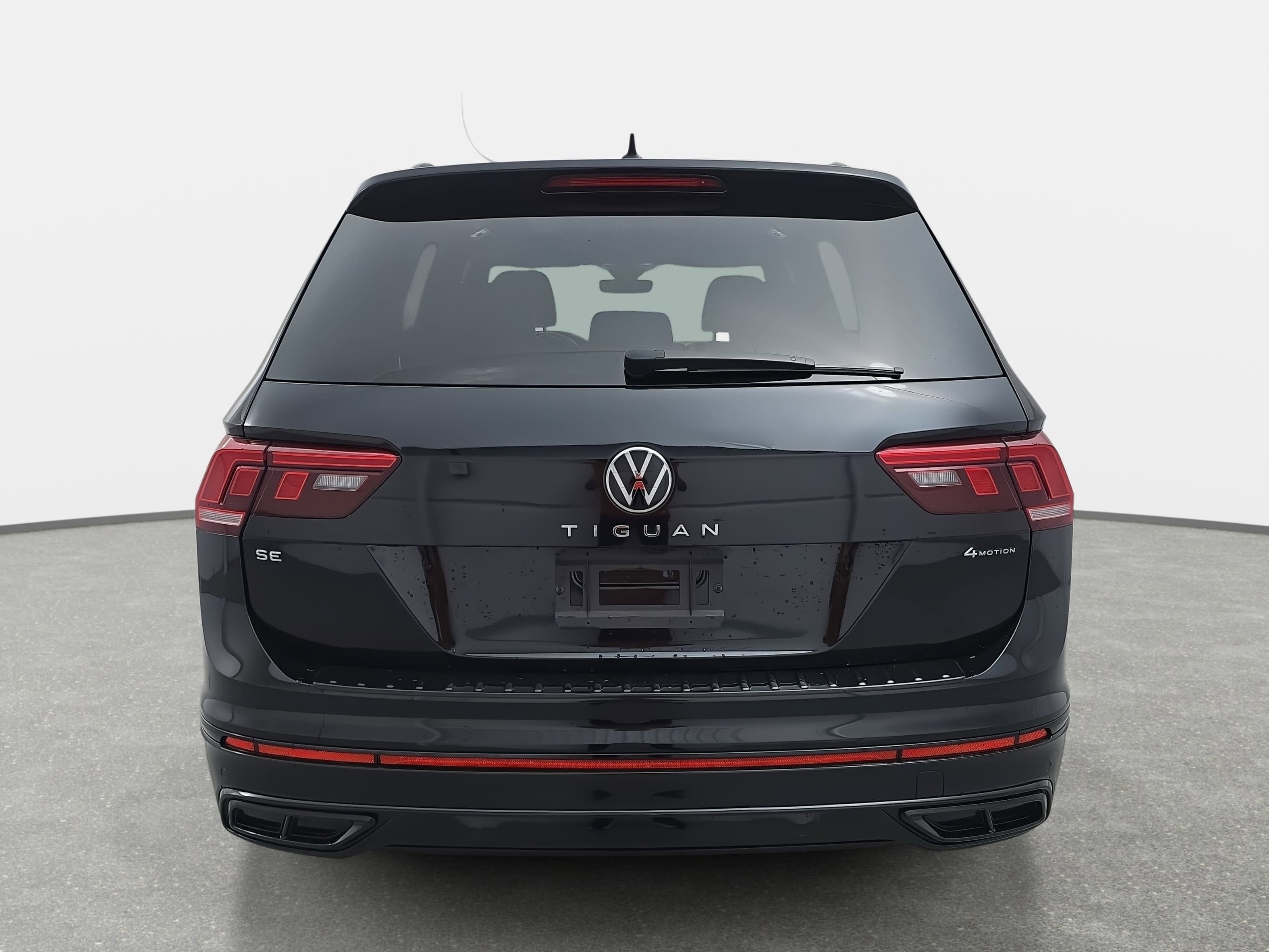 2024 Volkswagen Tiguan SE R-Line Black