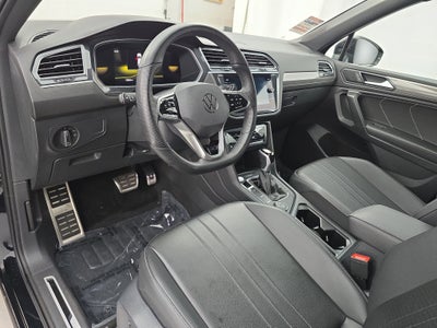 2024 Volkswagen Tiguan SE R-Line Black