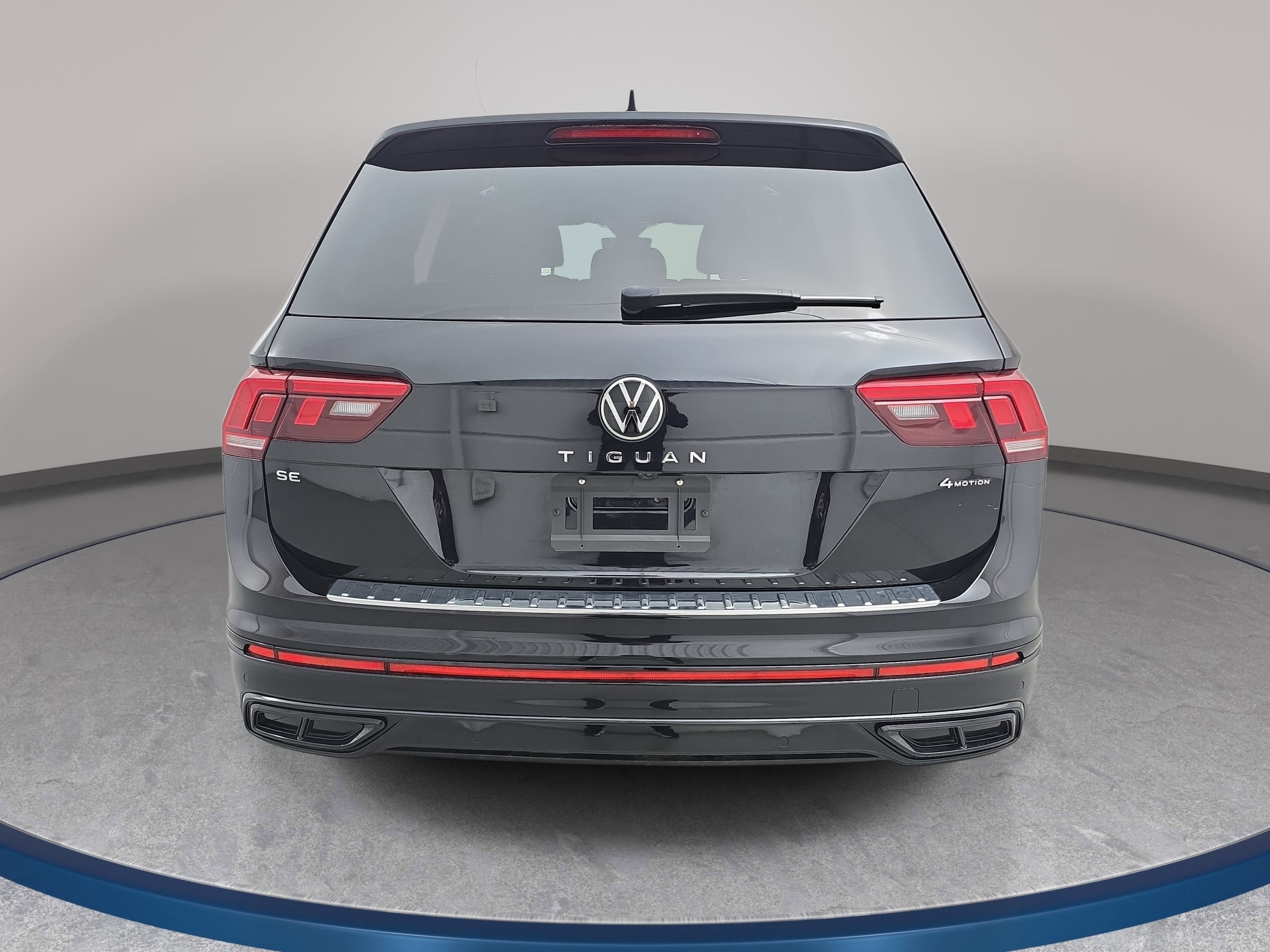 2024 Volkswagen Tiguan SE R-Line Black