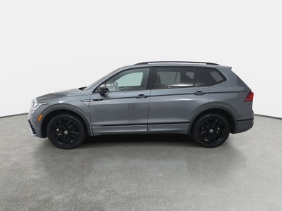 2022 Volkswagen Tiguan SE R-Line Black