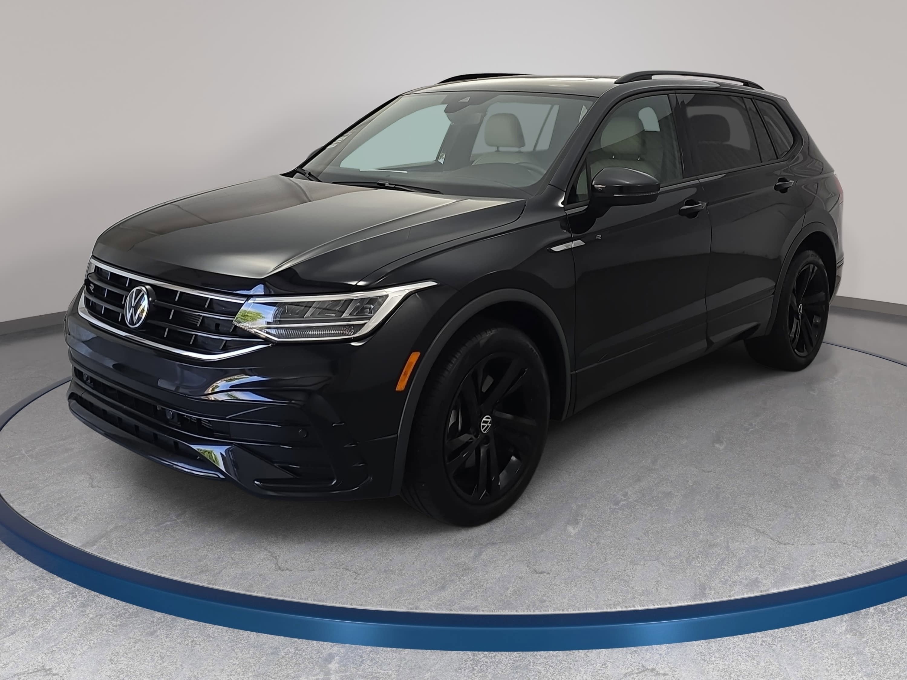 2024 Volkswagen Tiguan SE R-Line Black