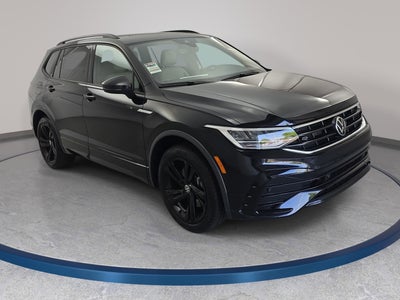 2024 Volkswagen Tiguan SE R-Line Black