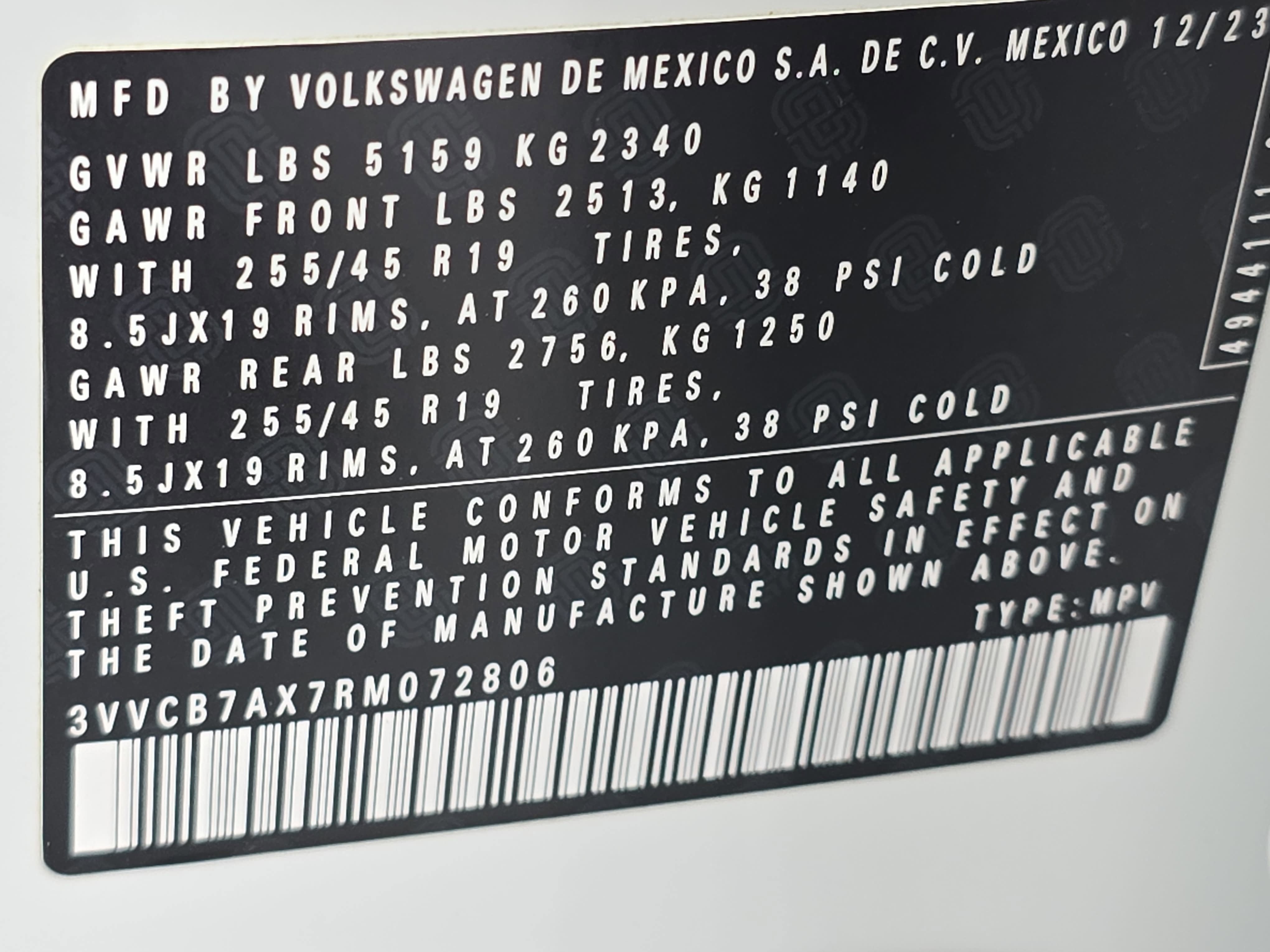 2024 Volkswagen Tiguan SE R-Line Black