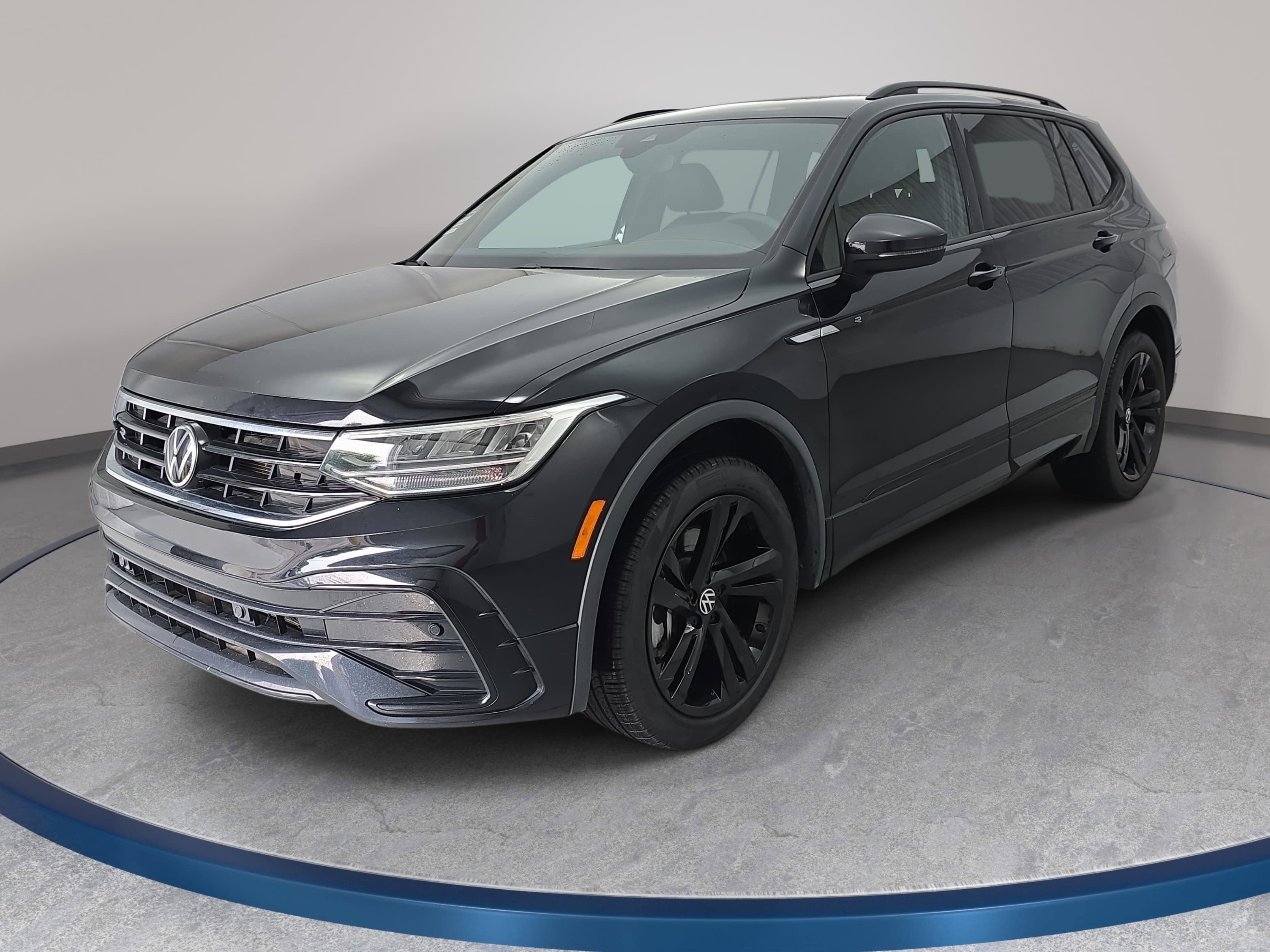 2023 Volkswagen Tiguan SE R-Line Black