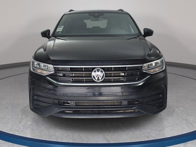 2023 Volkswagen Tiguan SE R-Line Black