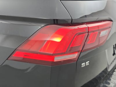 2023 Volkswagen Tiguan SE R-Line Black