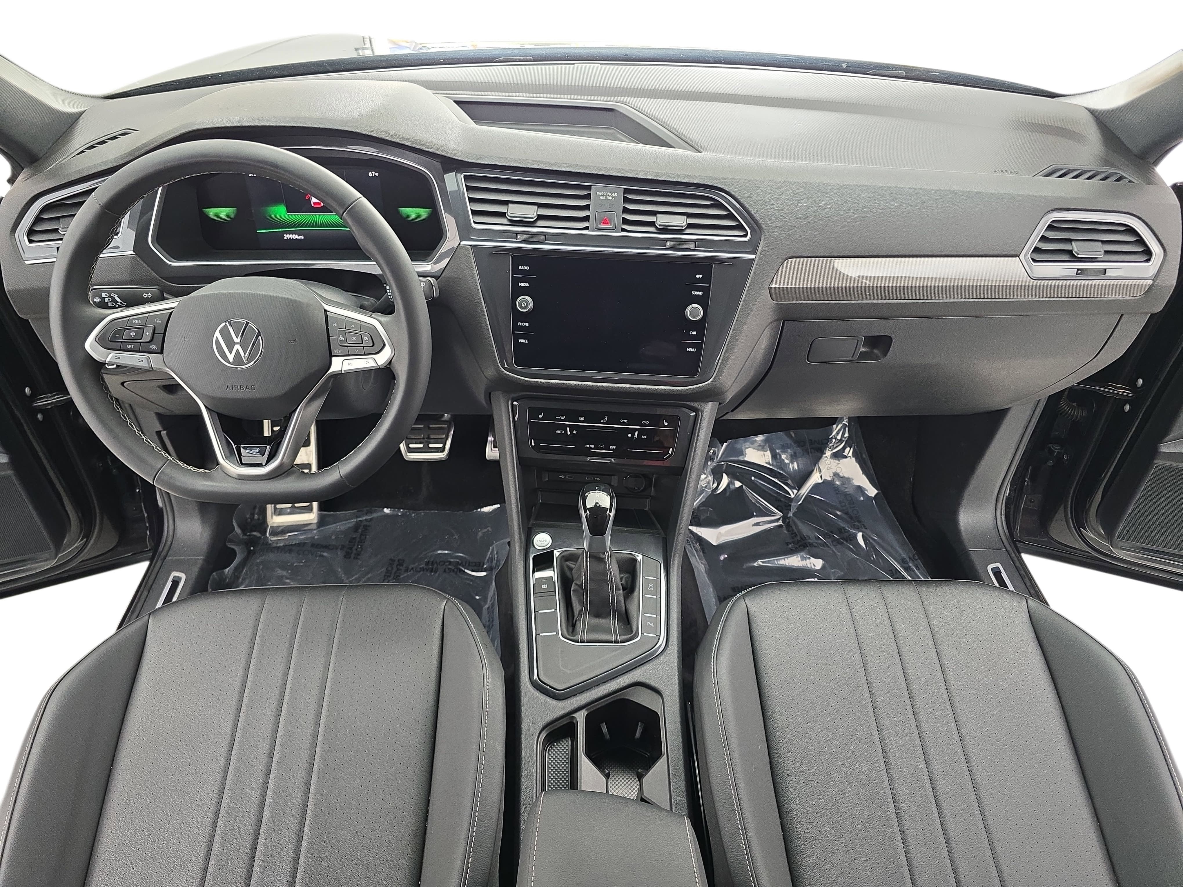 2023 Volkswagen Tiguan SE R-Line Black