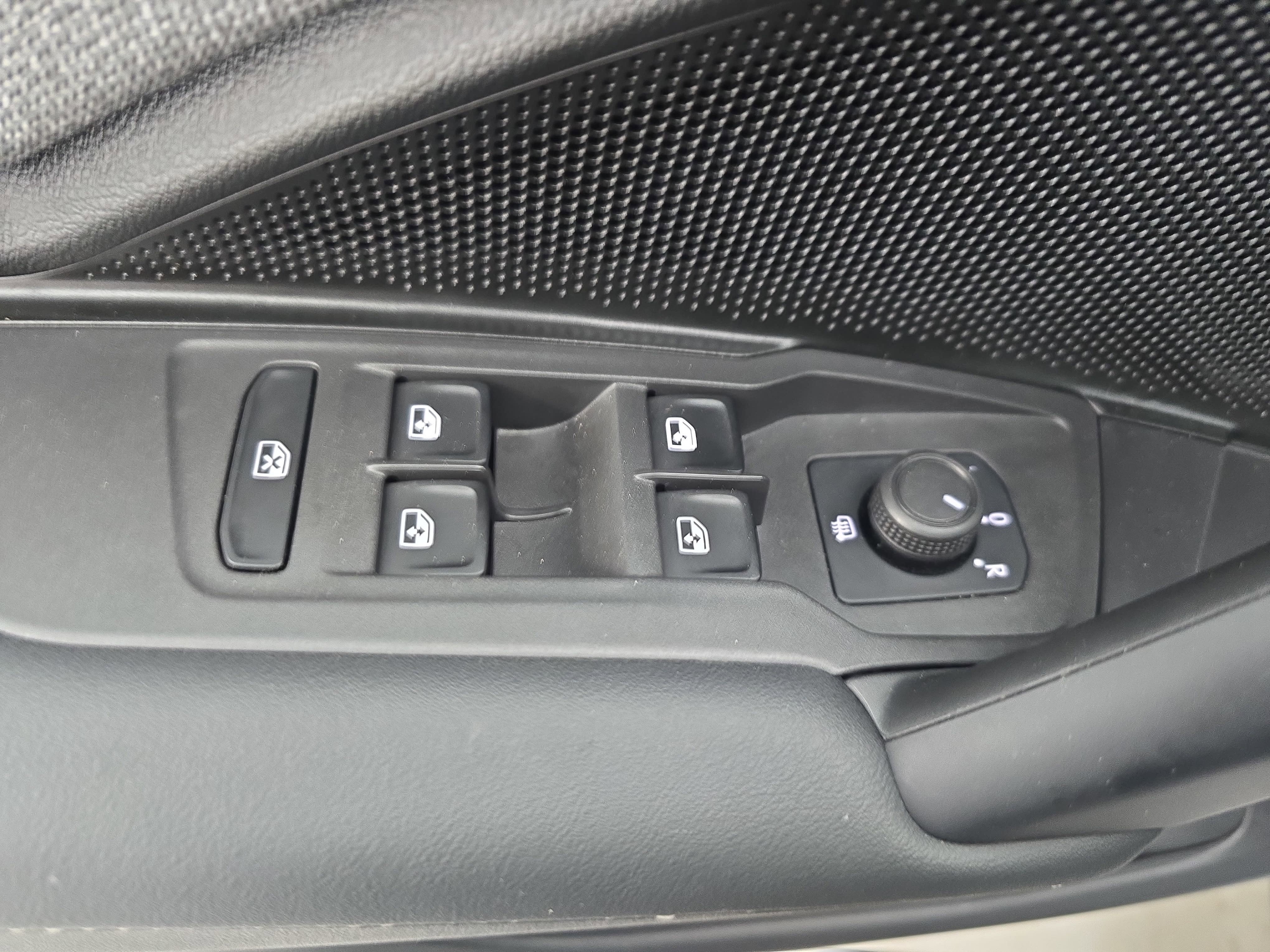 2025 Volkswagen Tiguan S