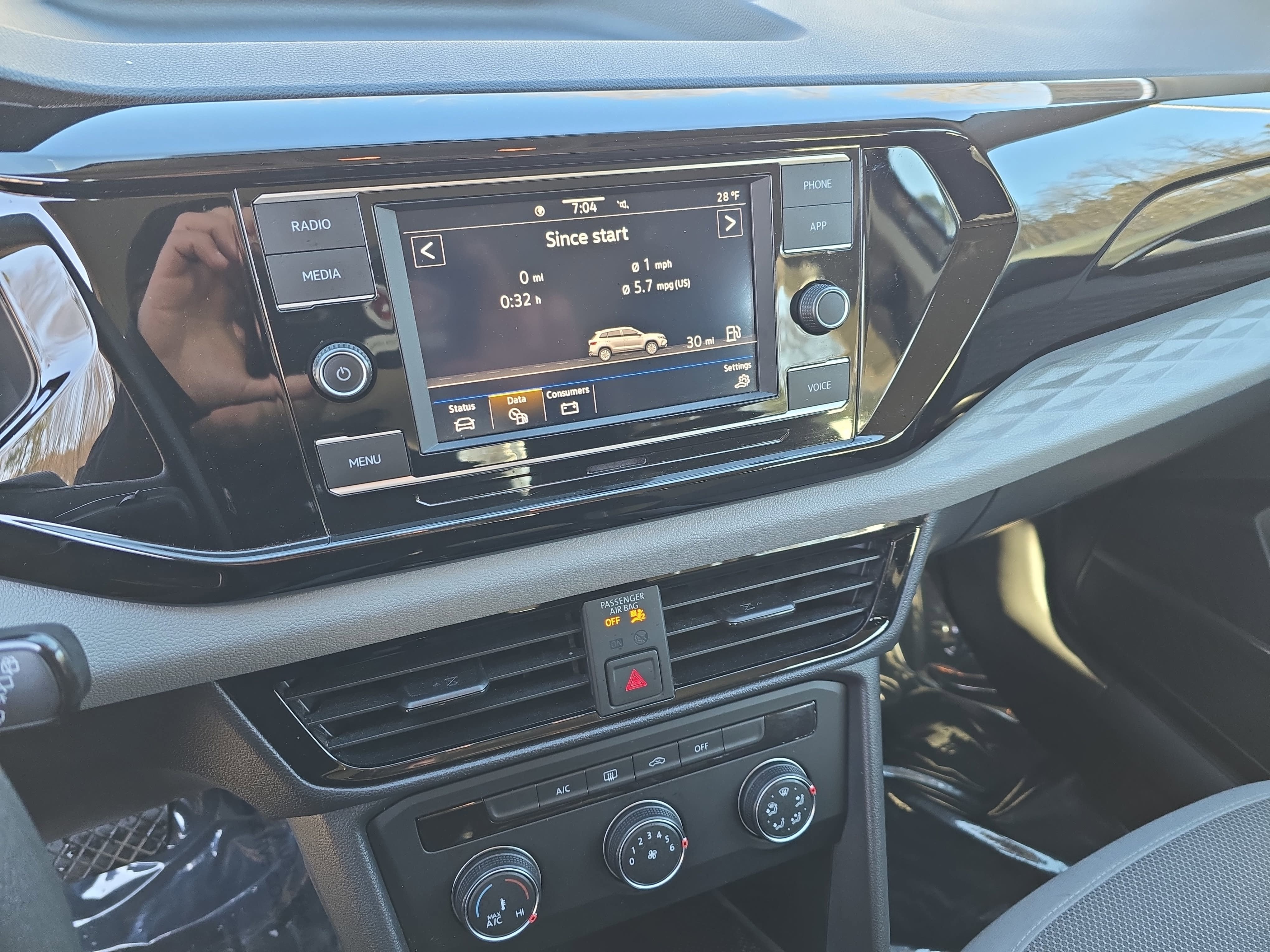 2022 Volkswagen Taos S