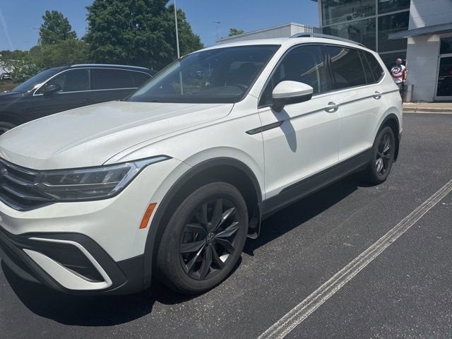 2023 Volkswagen Tiguan SE