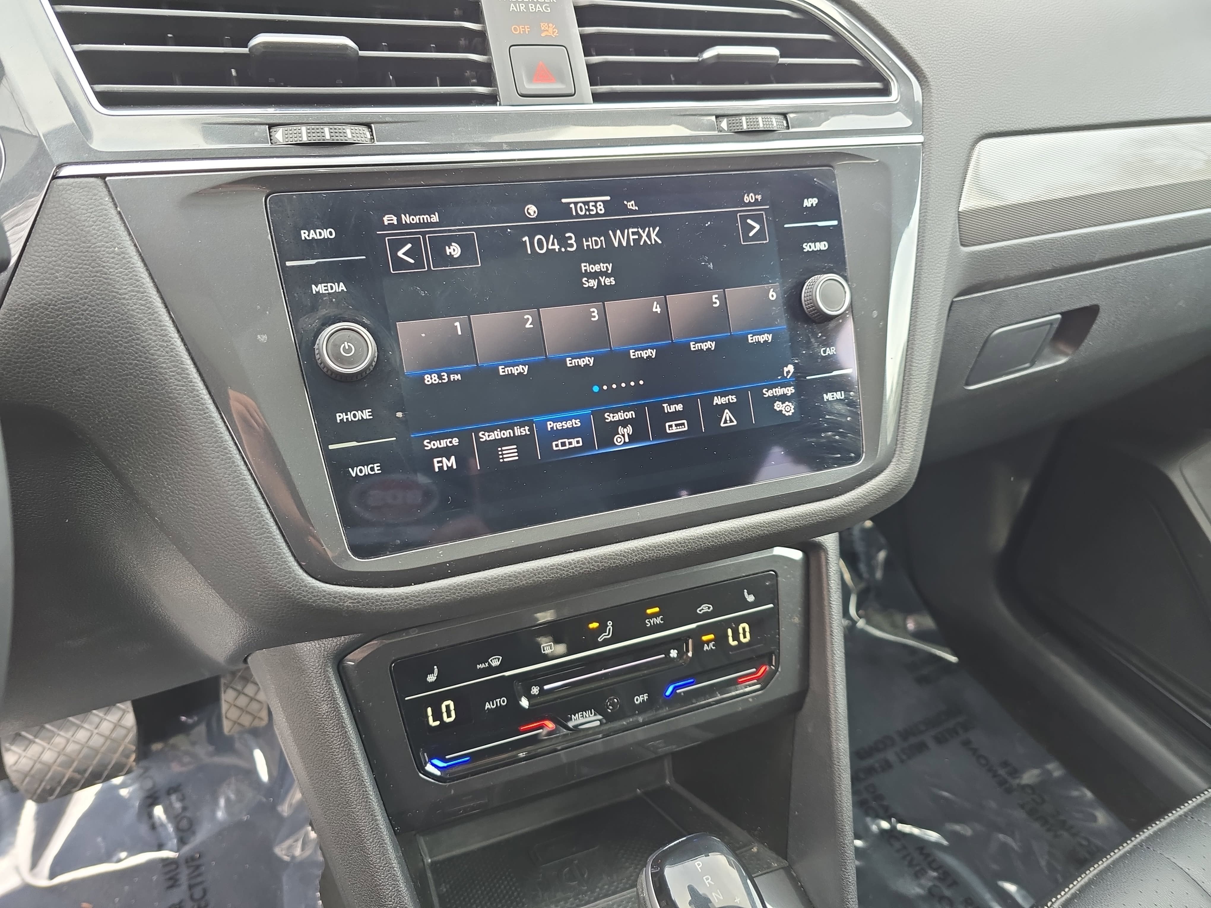 2023 Volkswagen Tiguan SE