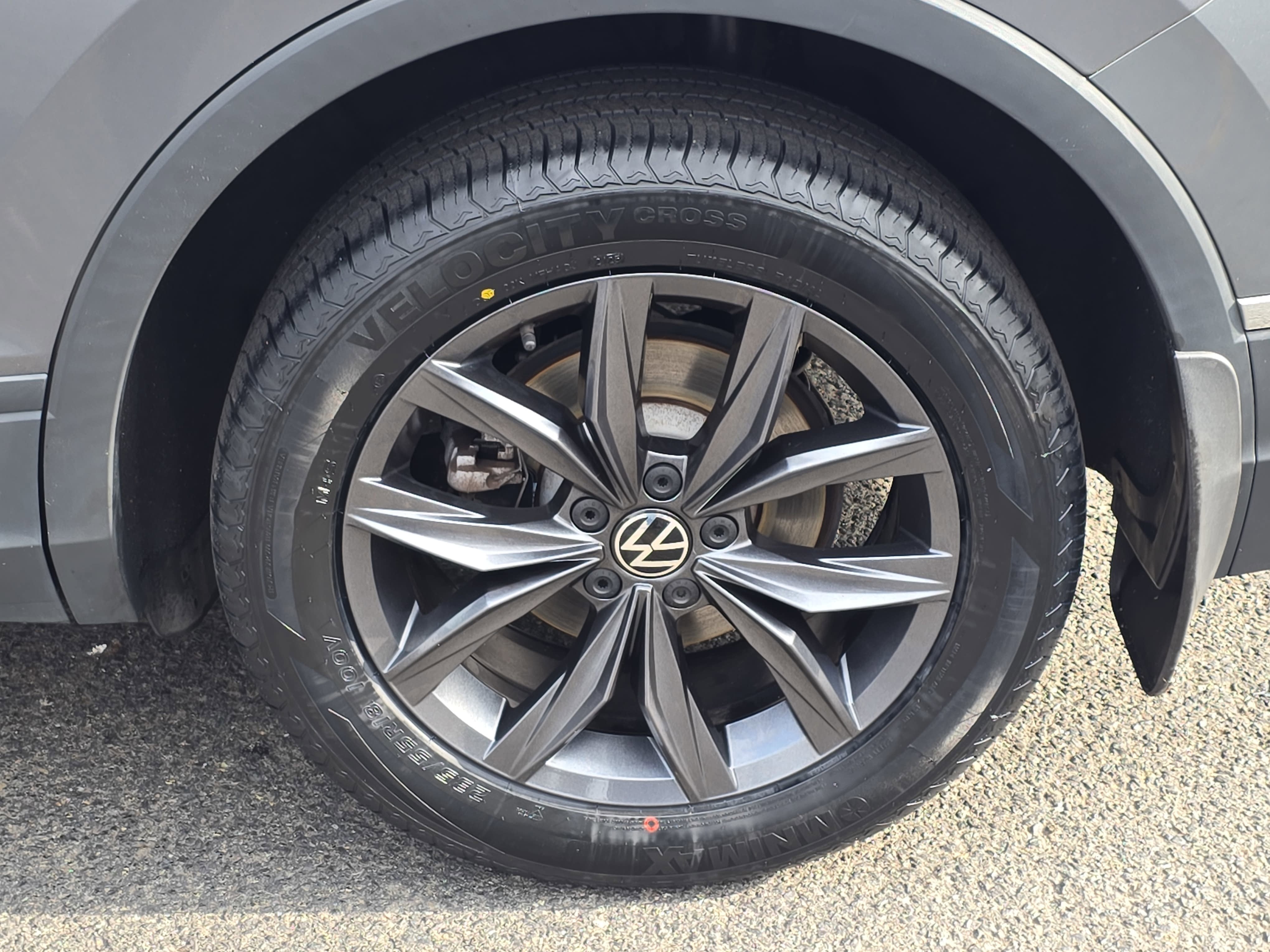 2023 Volkswagen Tiguan SE