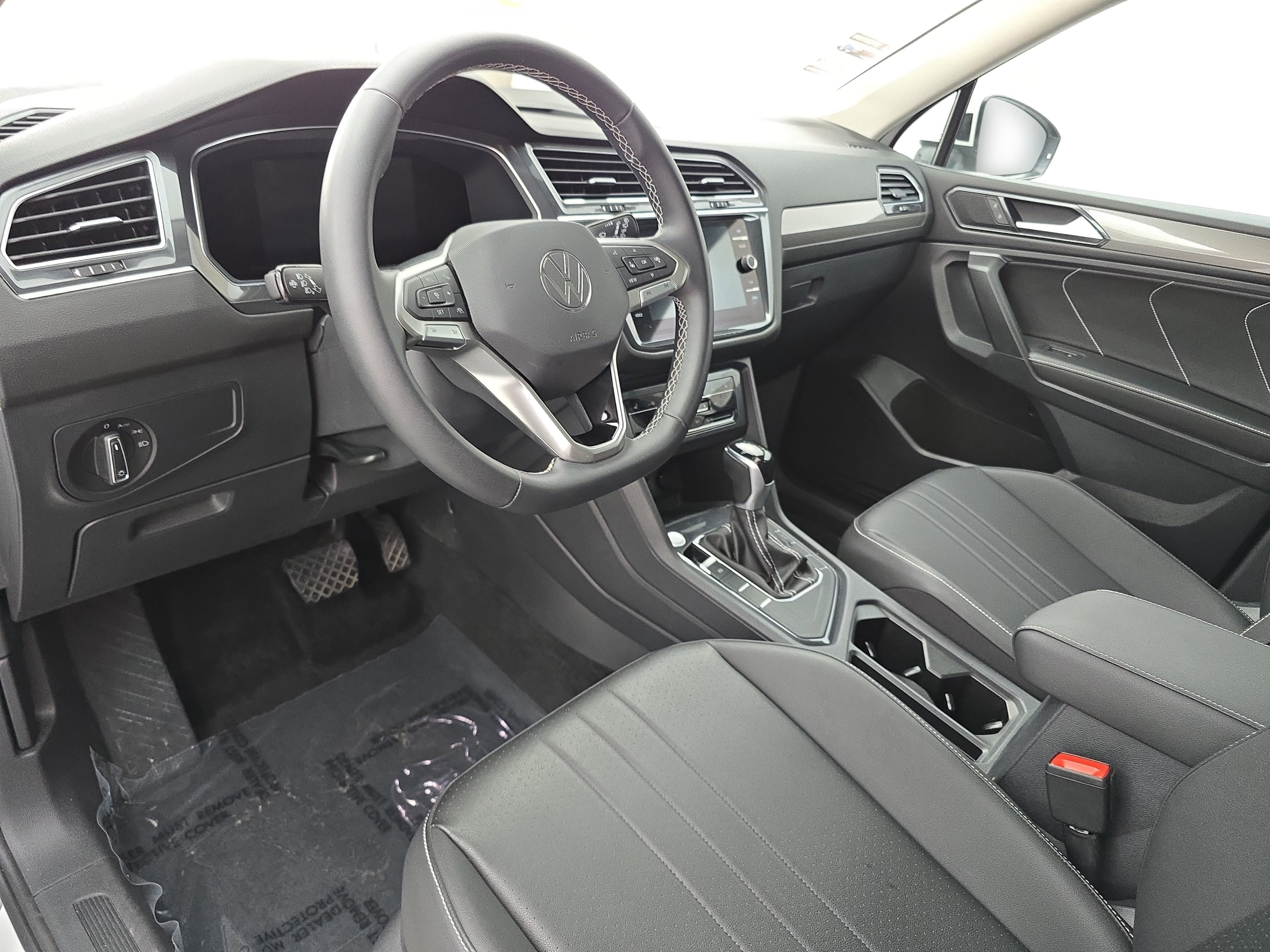 2023 Volkswagen Tiguan SE