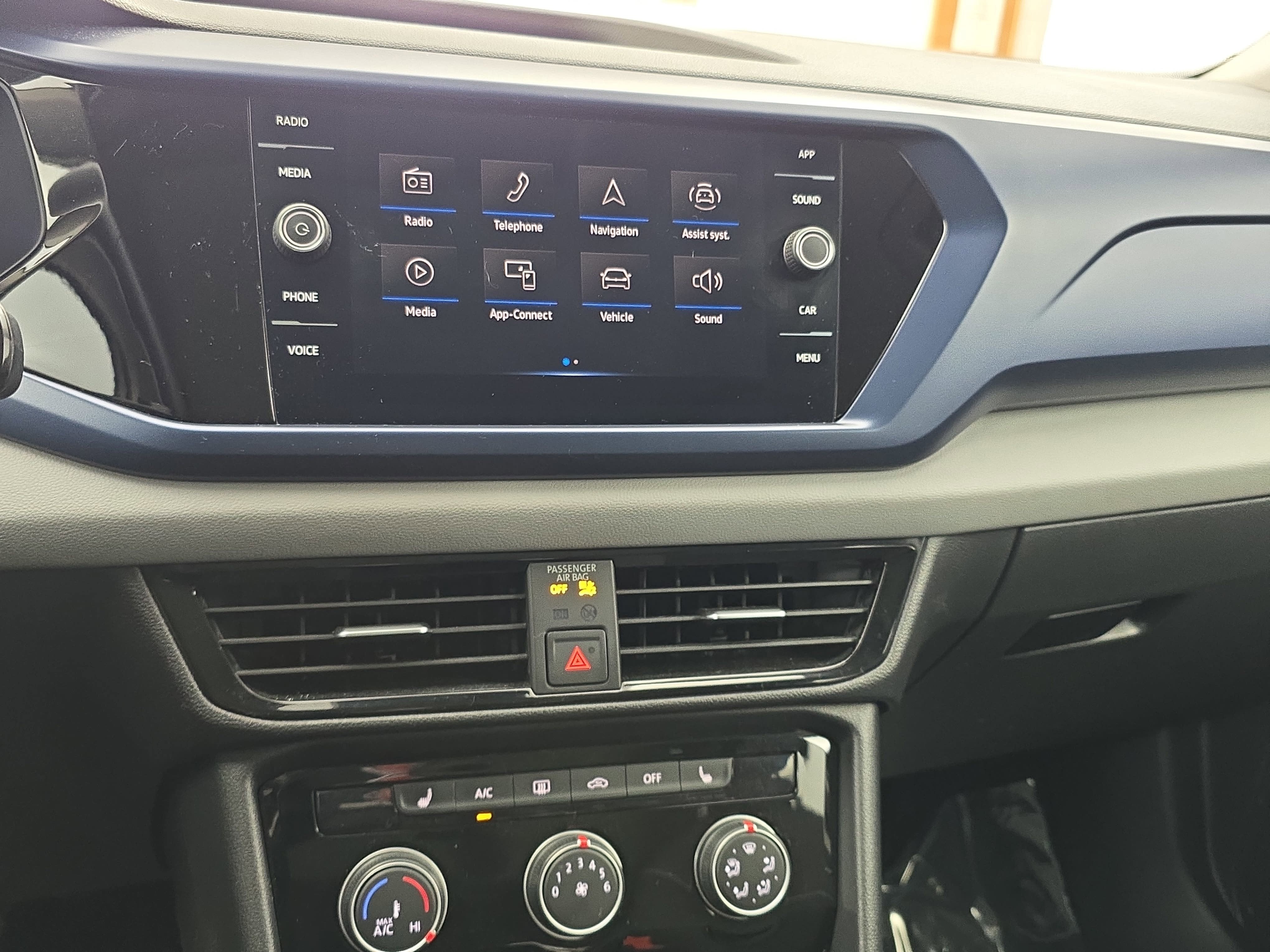 2023 Volkswagen Taos SE