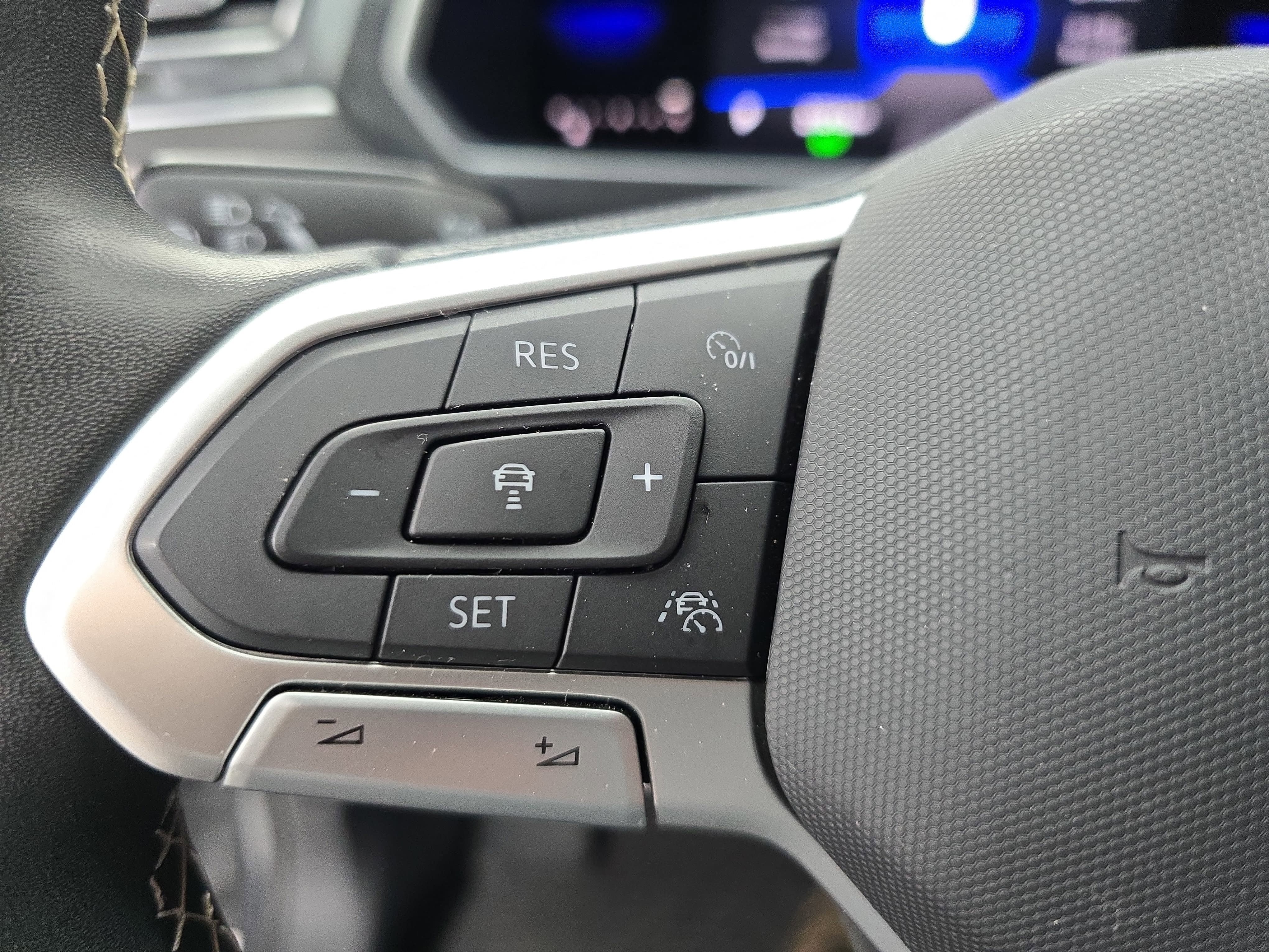 2023 Volkswagen Tiguan S