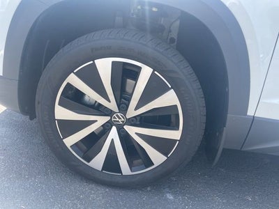 2023 Volkswagen Taos SE