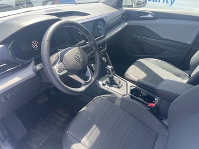 2023 Volkswagen Taos SE