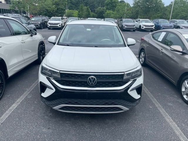 2023 Volkswagen Taos SE